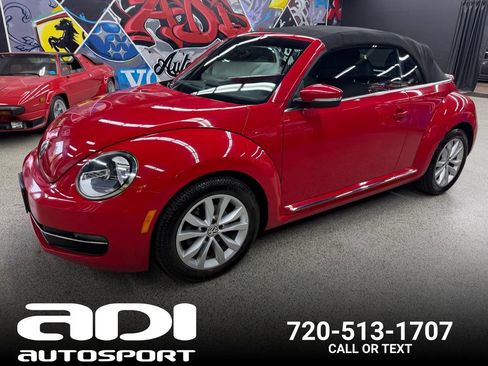 Used 2013 Volkswagen Beetle TDI FWD image 1