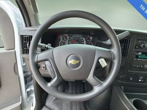 Used 2025 Chevrolet Express 2500 w/ Driver Convenience Package RWD image 13