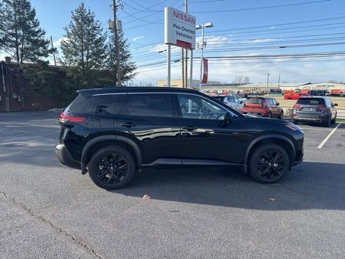Certified 2023 Nissan Rogue SV w/ SV Premium Package image 8