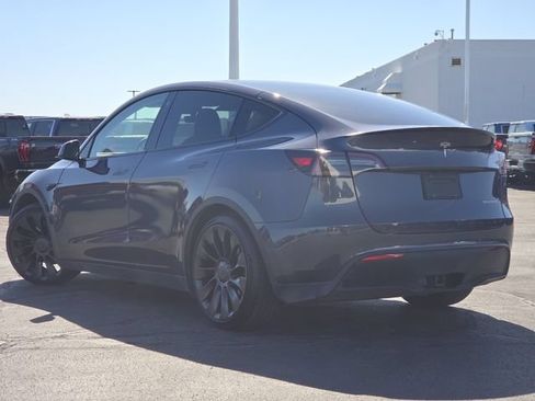 Used 2022 Tesla Model Y Performance AWD/4WD image 19