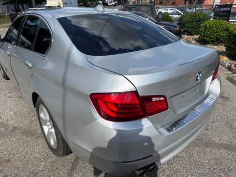Used 2011 BMW 528i Sedan RWD image 6