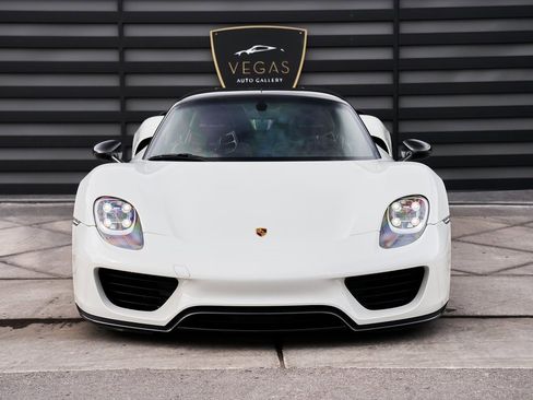 Used 2015 Porsche 918 Spyder w/Weissach Package image 26