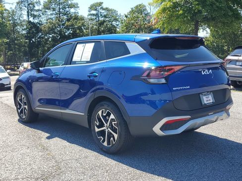 Used 2024 Kia Sportage EX FWD image 7
