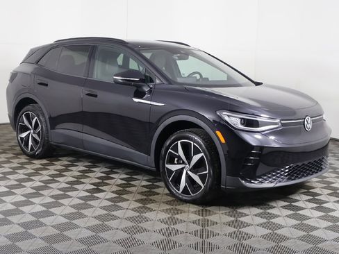 Used 2024 Volkswagen ID.4 Pro S image 2