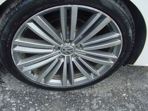Used 2015 Volkswagen Passat 1.8T Sport image 36