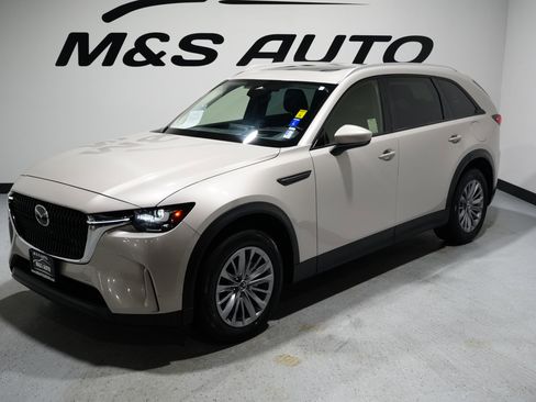 Used 2024 MAZDA CX-90 3.3 Turbo w/ Preferred Plus image 4