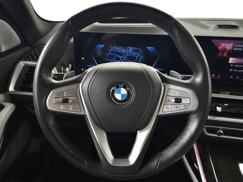 Used 2024 BMW X7 xDrive40i w/ Premium Package AWD/4WD image 22