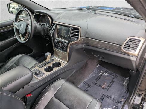 Used 2017 Jeep Grand Cherokee Overland image 20