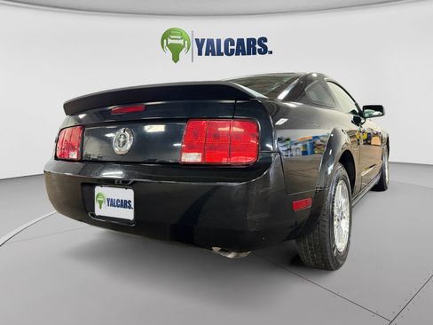 Used 2007 Ford Mustang Premium RWD image 10