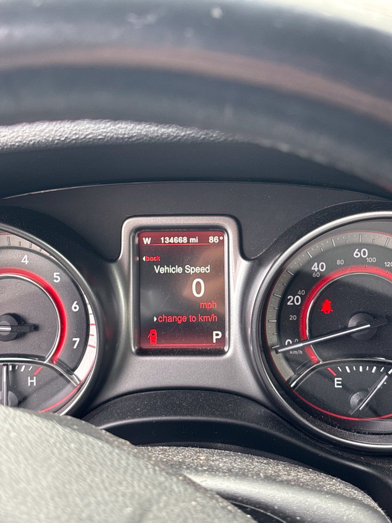 Used 2017 Dodge Journey Crossroad FWD image 2
