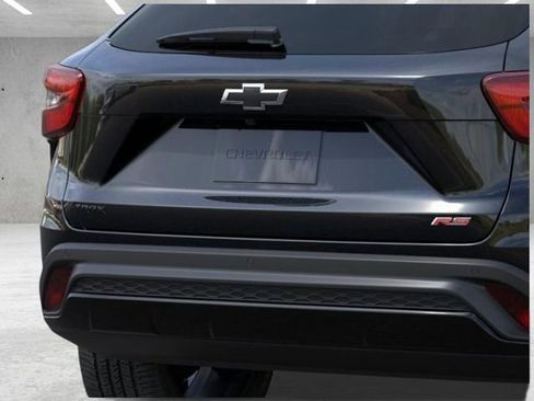New 2026 Chevrolet Trax RS w/ Driver Confidence Package image 14