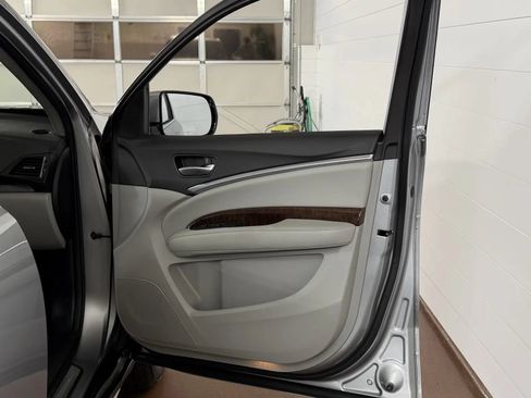 Used 2020 Acura MDX SH-AWD image 41