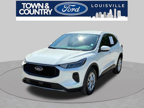 Used 2023 Ford Escape Active w/ Tech Pack #2 AWD/4WD image 7