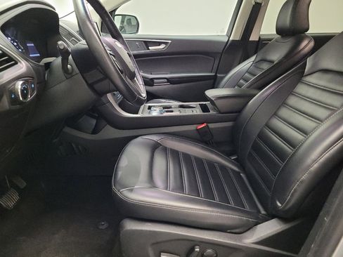 Used 2023 Ford Edge SEL image 17