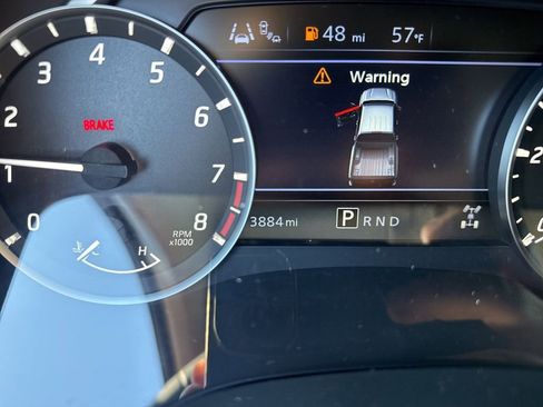 Used 2024 Nissan Frontier SV w/ Hardbody Edition image 8