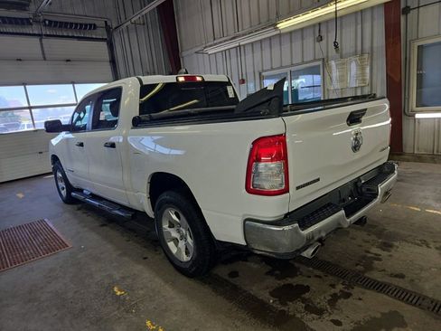 Used 2023 RAM 1500 Big Horn AWD/4WD image 3