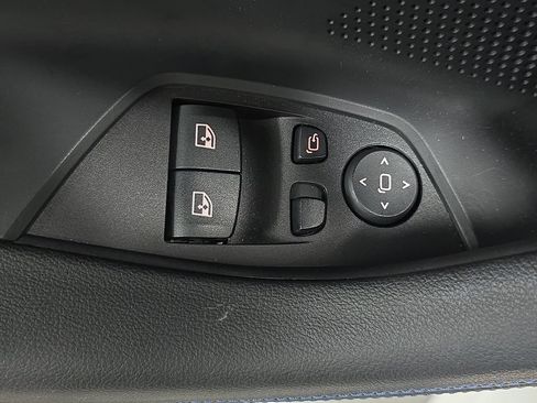 Used 2024 BMW M2 RWD image 27