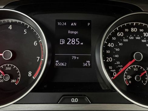 Used 2017 Volkswagen Golf S AWD/4WD image 13