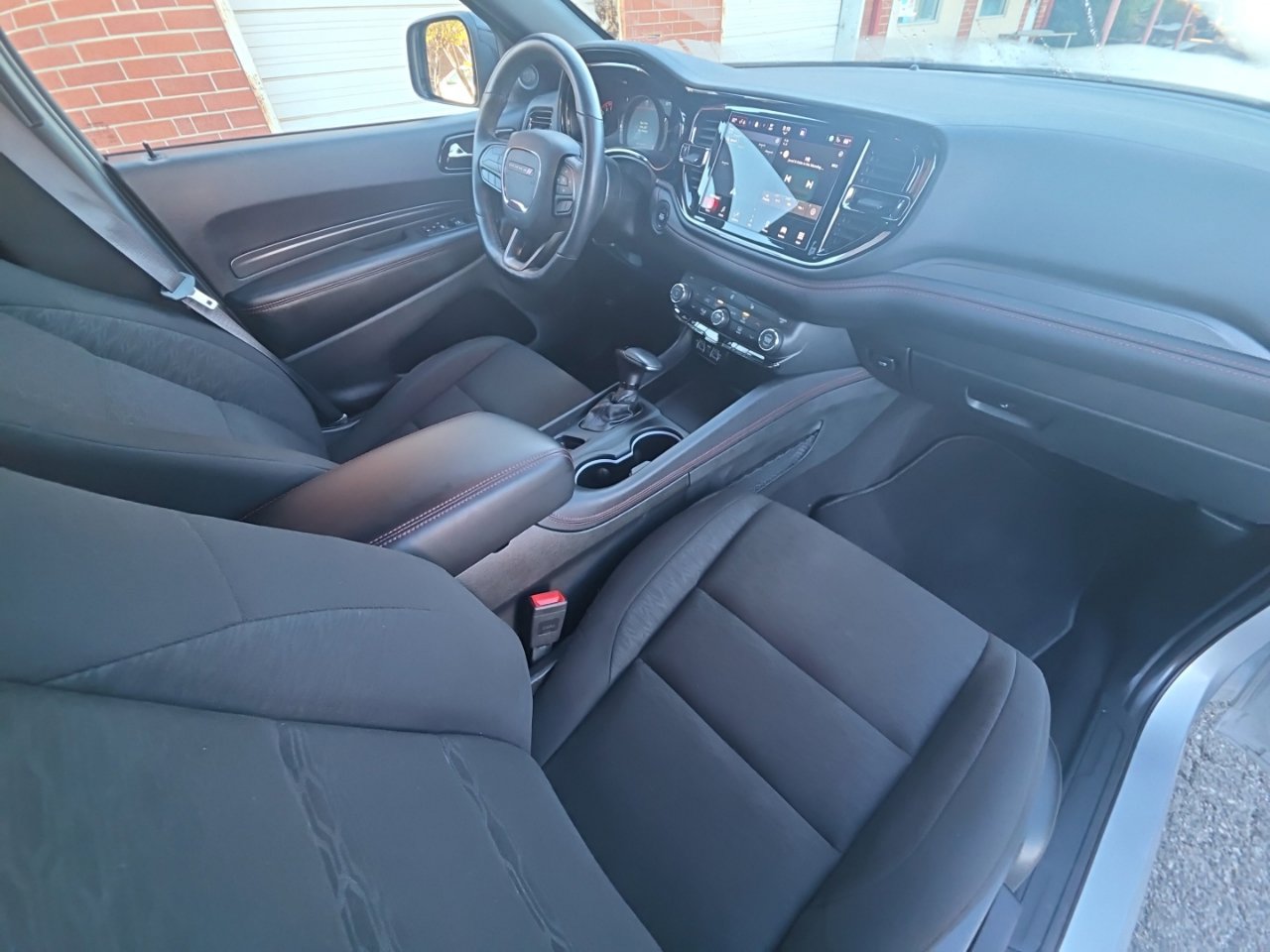 Used 2025 Dodge Durango GT RWD image 30