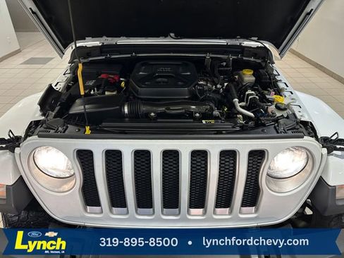 Used 2018 Jeep Wrangler Unlimited Sahara image 24