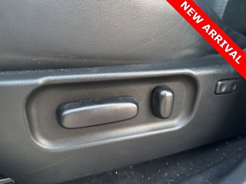 Used 2022 Toyota Tacoma TRD Sport w/ TRD Premium Sport Package image 14