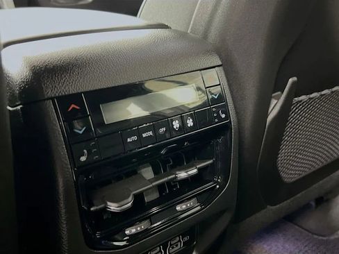 Used 2024 Jeep Grand Cherokee Summit w/ Adv Protech Group IV image 28