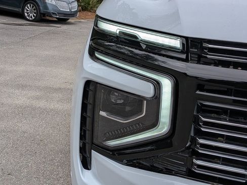 New 2026 Chevrolet Suburban High Country AWD/4WD image 11