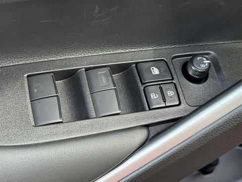 New 2026 Toyota Corolla Cross LE image 12