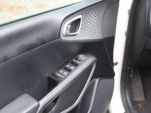 Certified 2024 Kia Soul LX w/ Option Group 015 FWD image 18