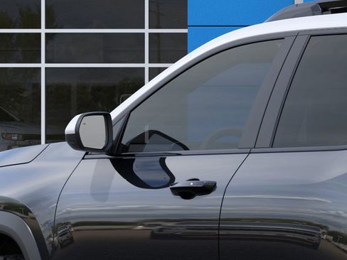 New 2026 Chevrolet Equinox ACTIV w/ Convenience Package III image 29