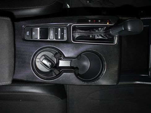 Used 2025 Honda Civic Sport image 22