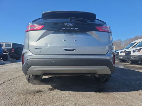 Certified 2021 Ford Edge SEL w/ Convenience Package image 16