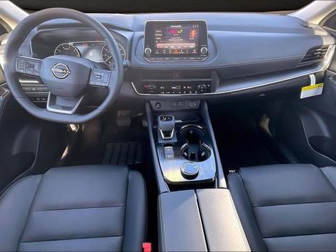 New 2026 Nissan Rogue SV image 5