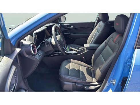 Used 2024 Chevrolet Trax RS w/ Driver Confidence Package image 10