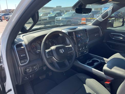 Used 2025 RAM 1500 Big Horn AWD/4WD image 11