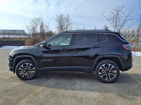 Used 2022 Jeep Compass Limited image 37