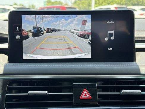 Used 2025 Genesis G70 2.5T RWD image 9