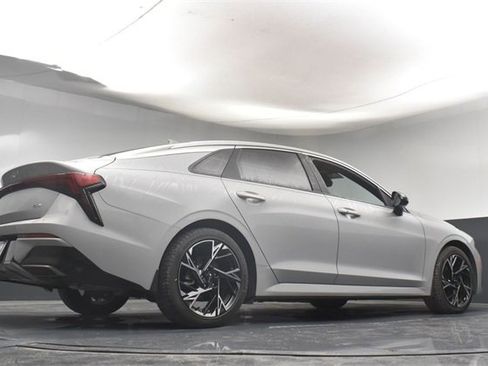 Certified 2025 Kia K5 GT-Line image 38
