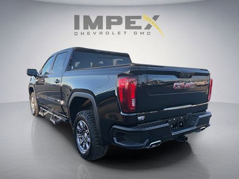 Used 2024 GMC Sierra 1500 AT4 w/ Technology Package AWD/4WD image 4