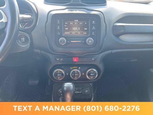 Used 2017 Jeep Renegade Trailhawk w/ Popular Equipment Group AWD/4WD image 18
