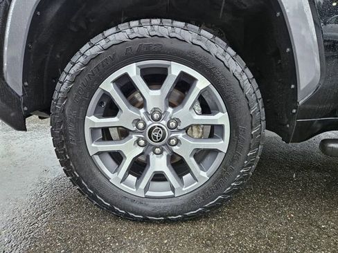 Used 2023 Toyota Tundra 1794 Edition image 9