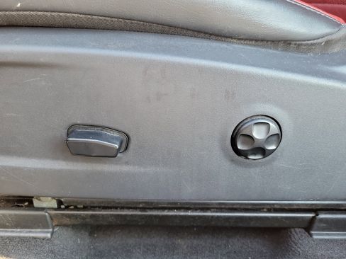 Used 2012 Dodge Challenger Rallye Redline image 15