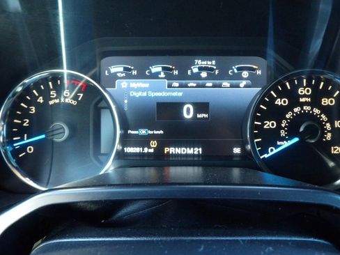 Used 2015 Ford F150 Lariat image 16