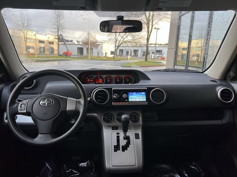 Used 2010 Scion xB image 13