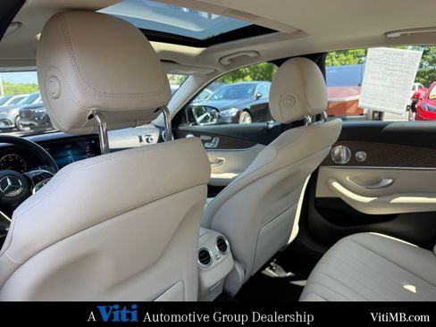 Used 2021 Mercedes-Benz E 350 4MATIC Sedan image 21