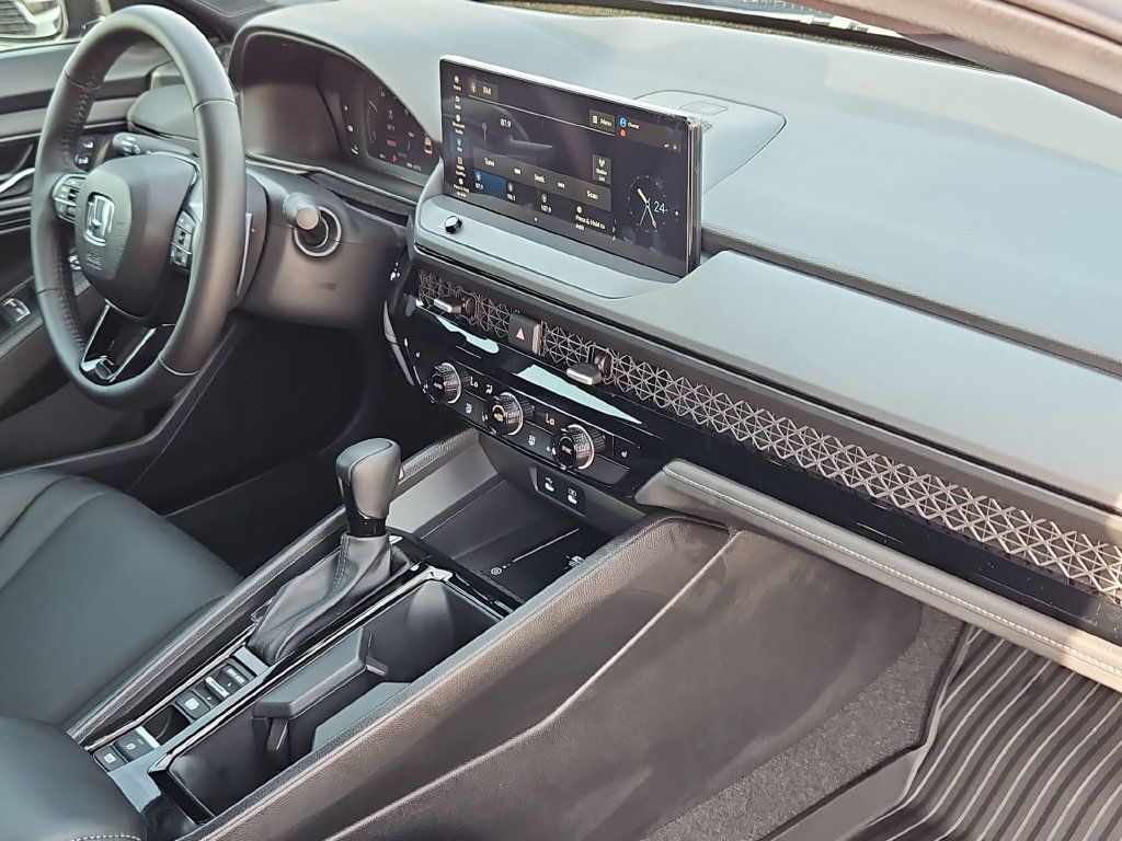 Used 2026 Honda Accord Sport image 27