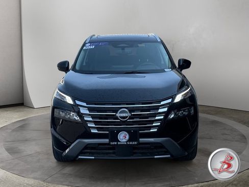 Used 2025 Nissan Rogue SL w/ Tech Package AWD/4WD image 2