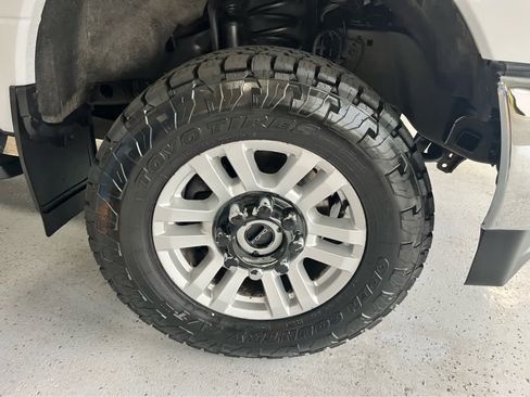 Certified 2019 Ford F250 XLT w/ XLT Value Package AWD/4WD image 45