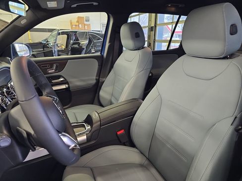 New 2026 Mercedes-Benz GLB 250 image 16