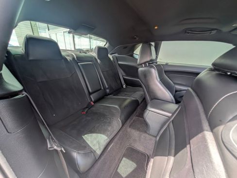 Used 2017 Dodge Challenger R/T Scat Pack w/ Leather Interior Group RWD image 15